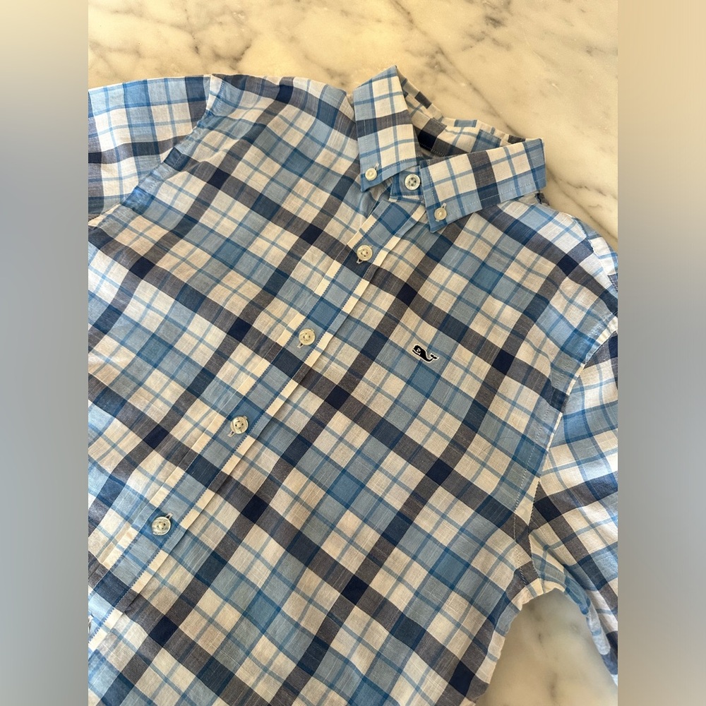 VINEYARD VINES Button Down Shirt - Boy M (12-14)